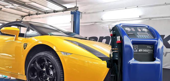 Automatikgetriebeöl wechseln :: Tuner's Edge Hobbywerkstatt in Furth